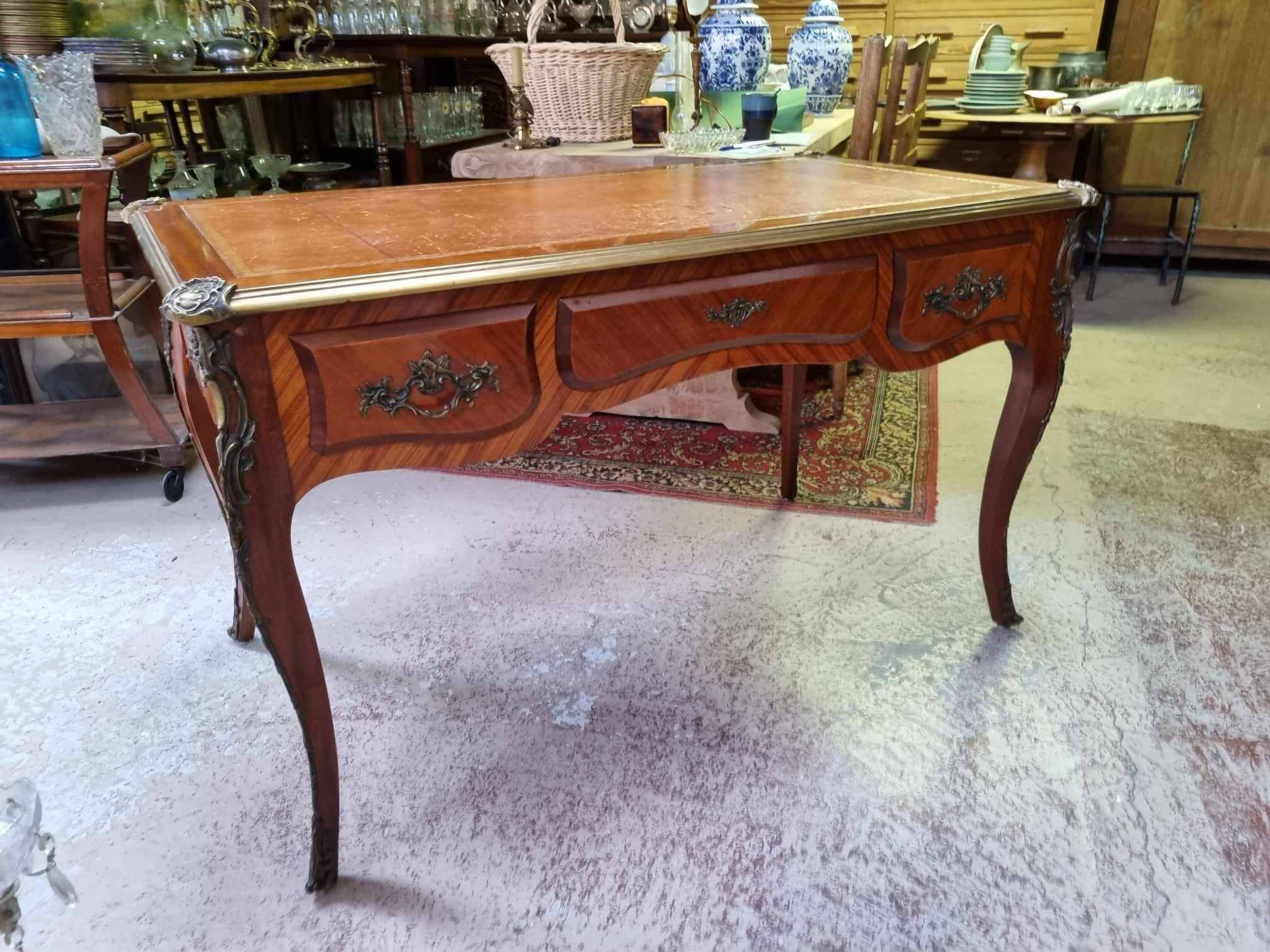 Louis XV desk