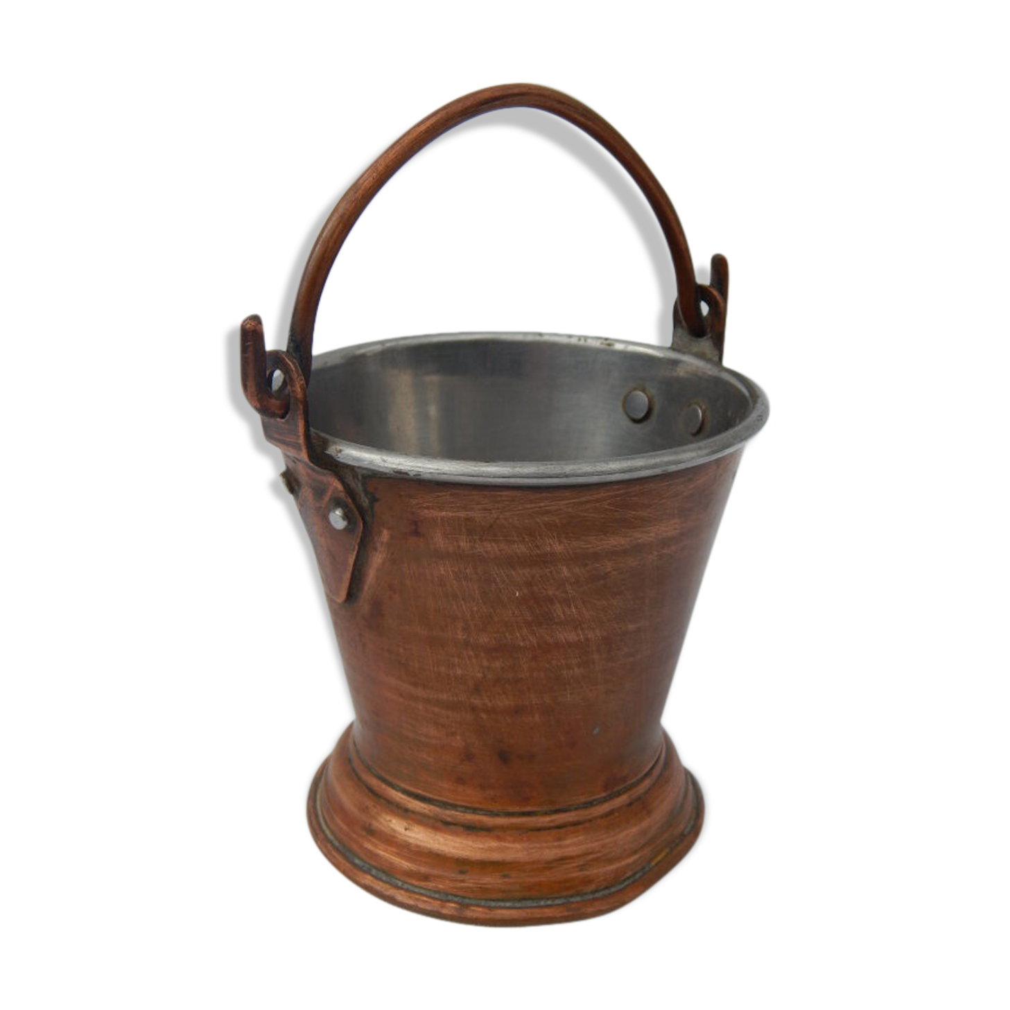 Copper bucket