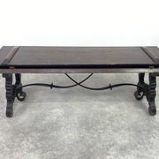 Banc en châtaignier et fer sculpté de la Renaissance espagnole du XIXe siècle