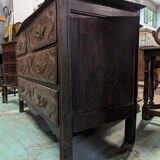 Louis XIV period chest of drawers in walnut