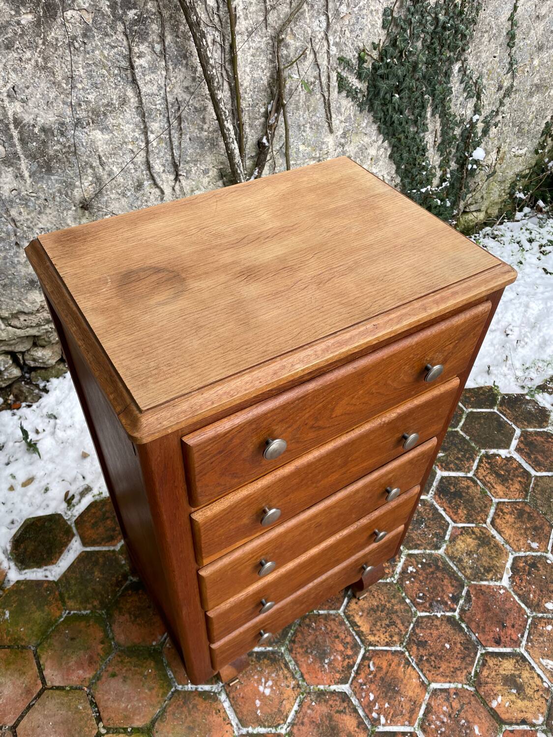 Vintage chest of drawers