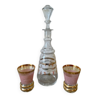 Carafe et verres à liqueur