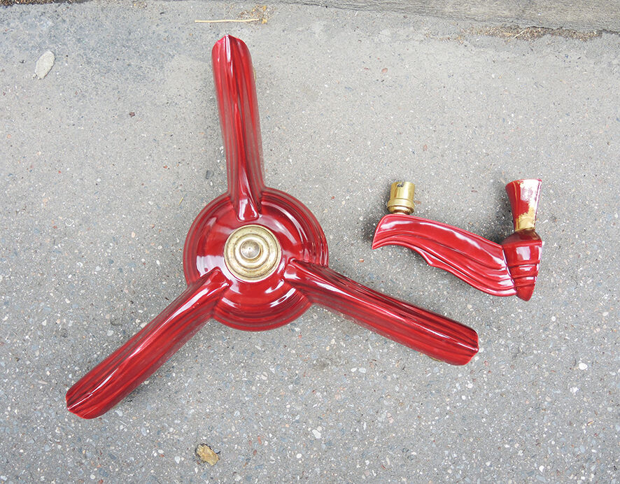 Ancient lustre and art deco style red ceramics