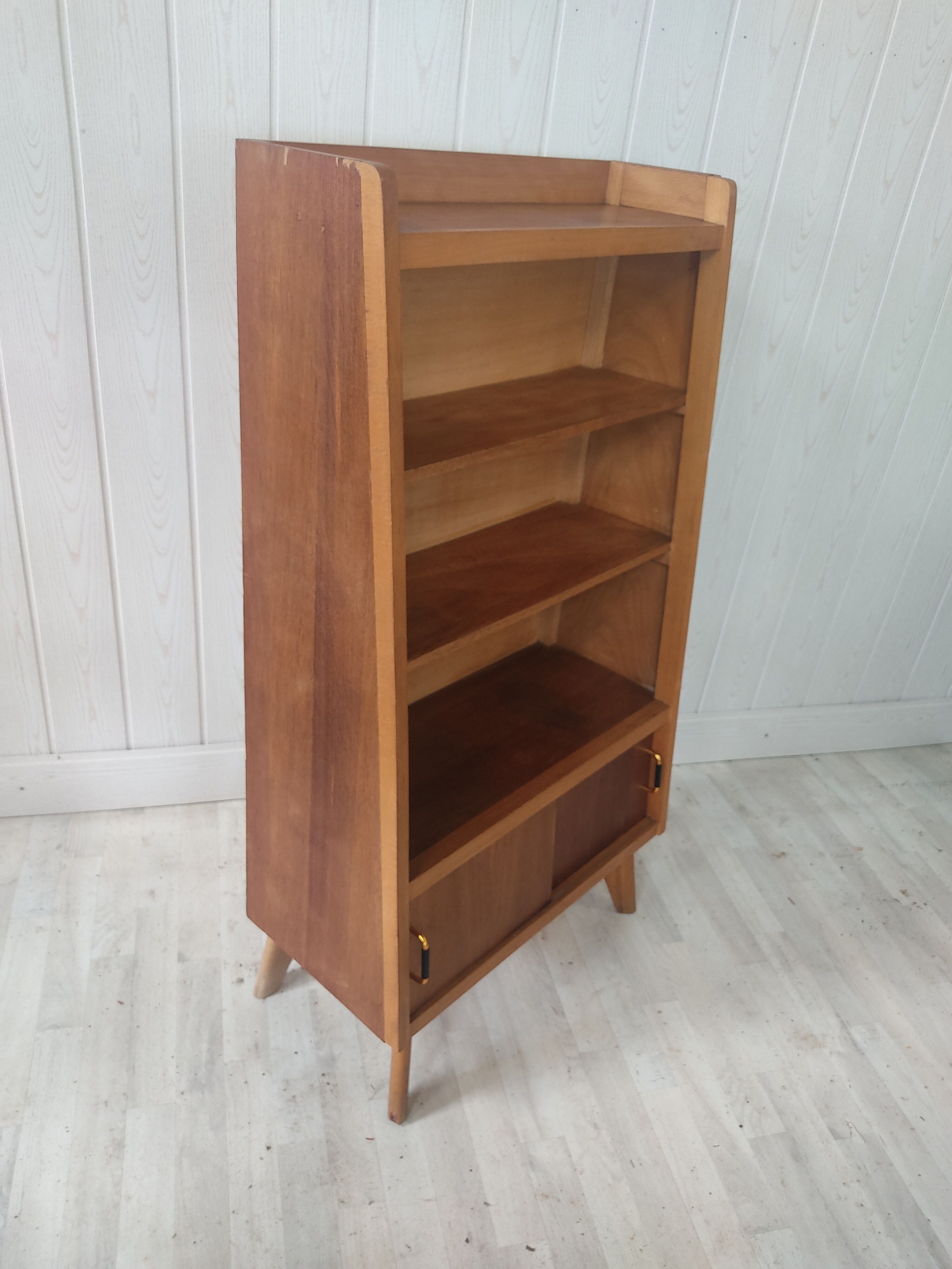 Shelf library vintage compass feet