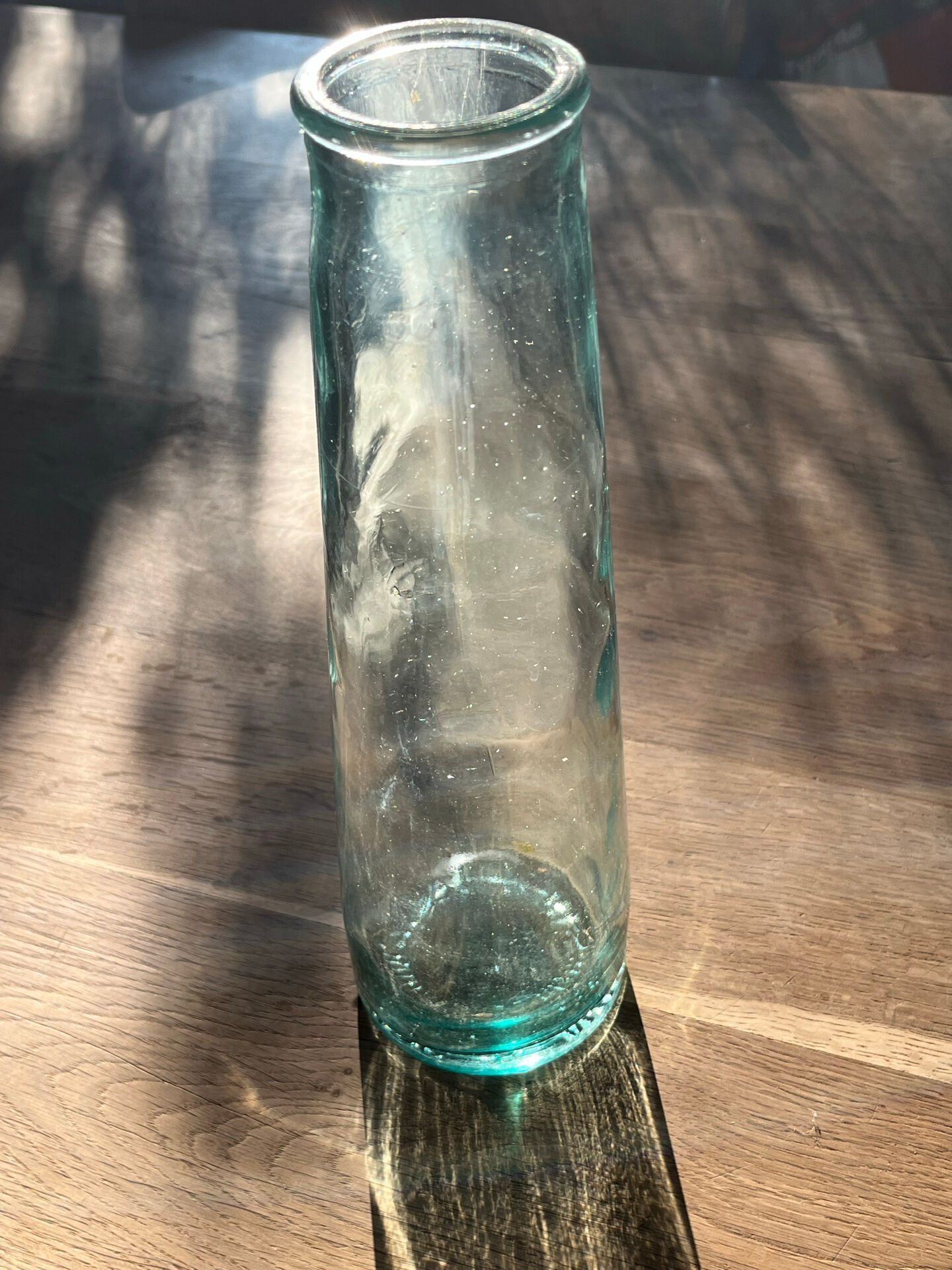 Transparent glass vase