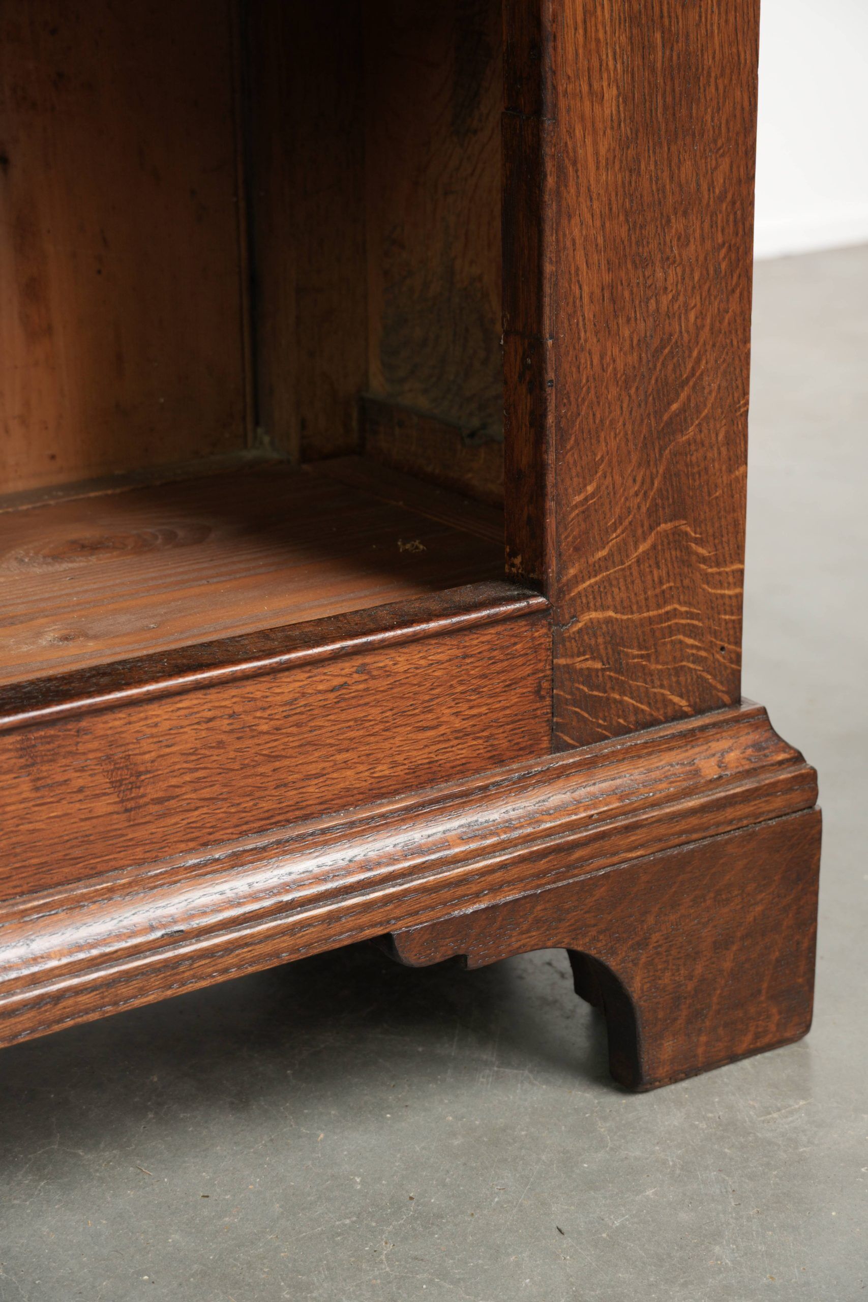 Antique English oak bookcase / shelving unit from the mid-19th century