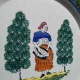 Dessert dish faience St Clément character décor