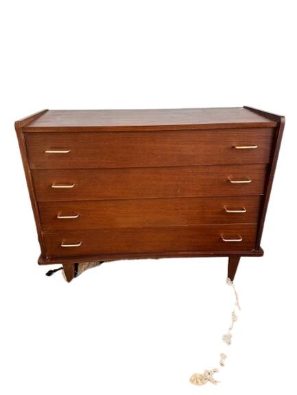 Commode vintage