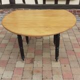 Round table