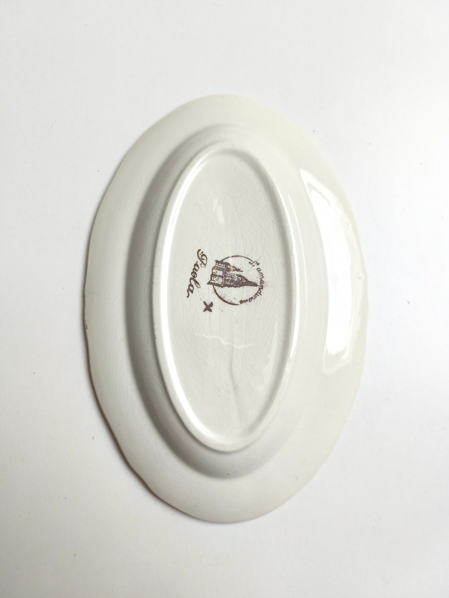 Ravier vintage L'Amandinoise model Paola white cream flowers