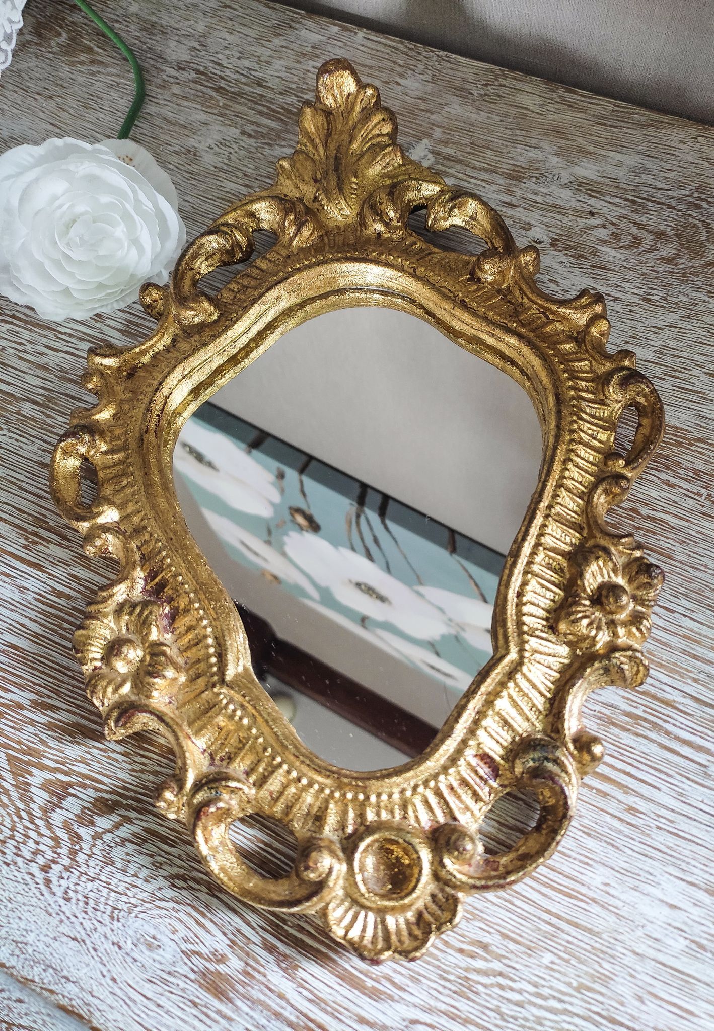 Old rock mirror, golden patina, resin 32x20cm