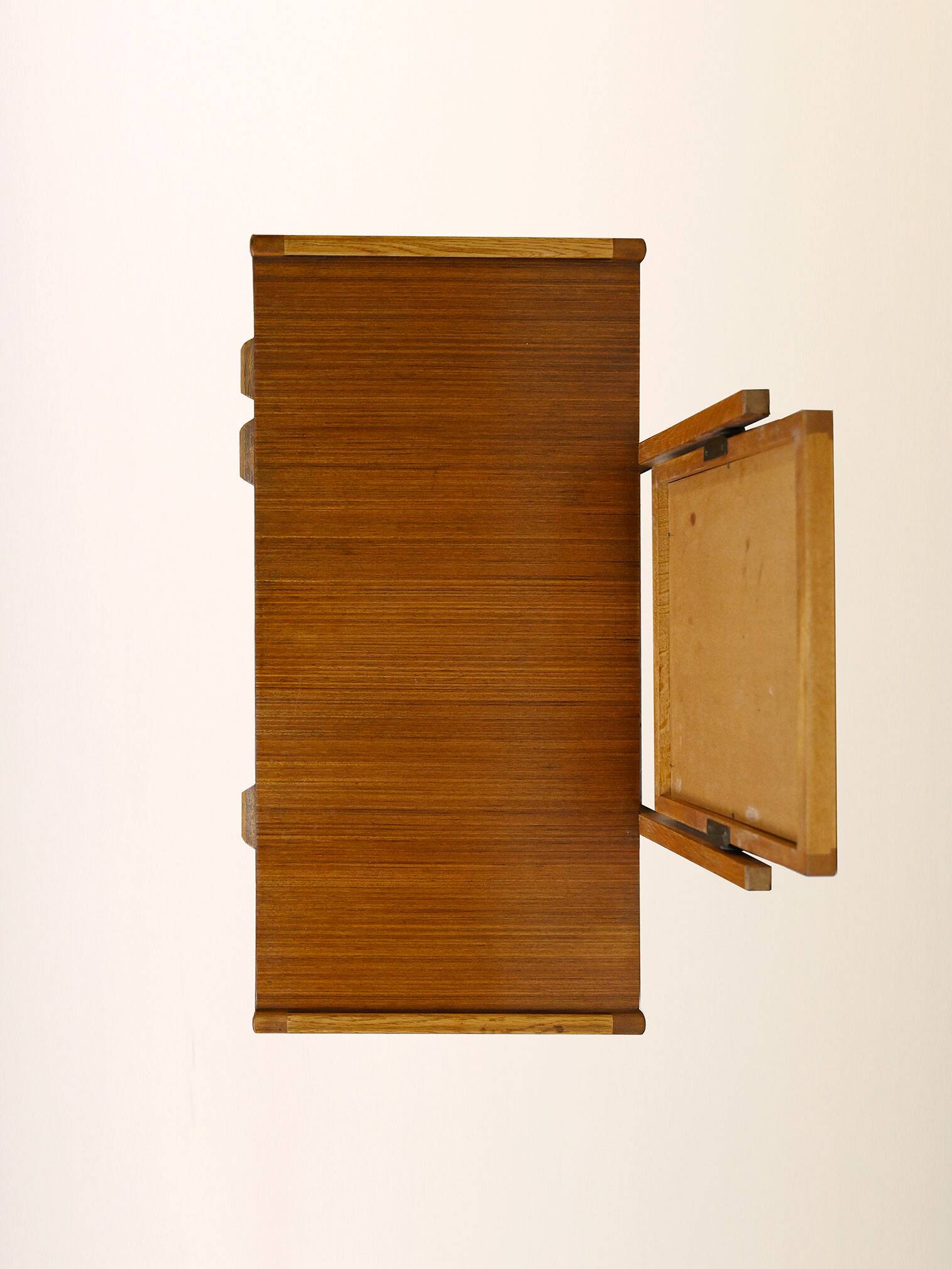 Scandinavian dressing table with drawers