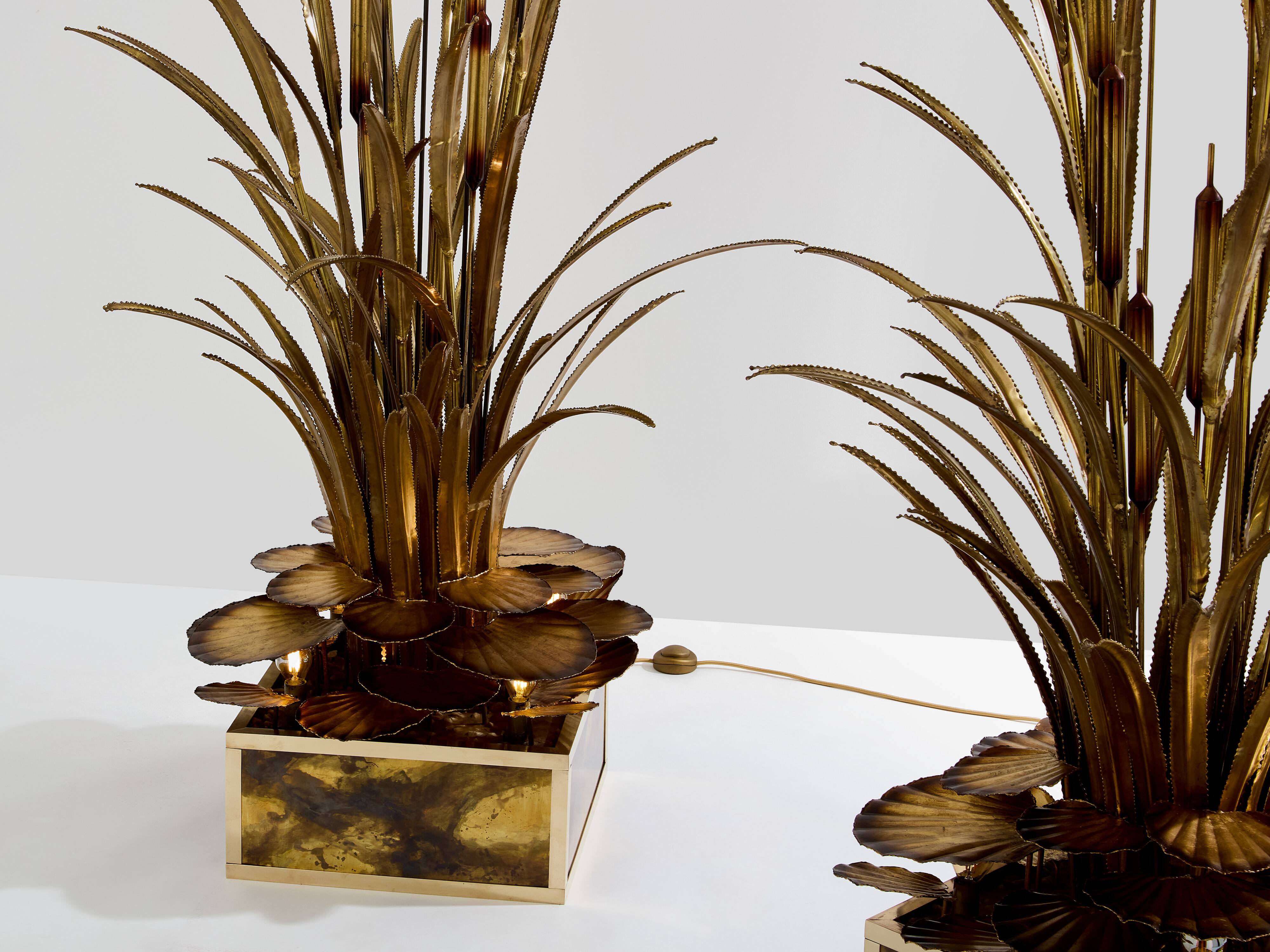 Pair of Maison Jansen brass floor lamps with reeds and water lilies, 1970s
