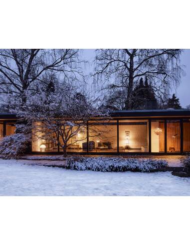 Louis Poulsen AJ Oxford table lamp