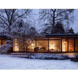 Louis Poulsen AJ Oxford table lamp