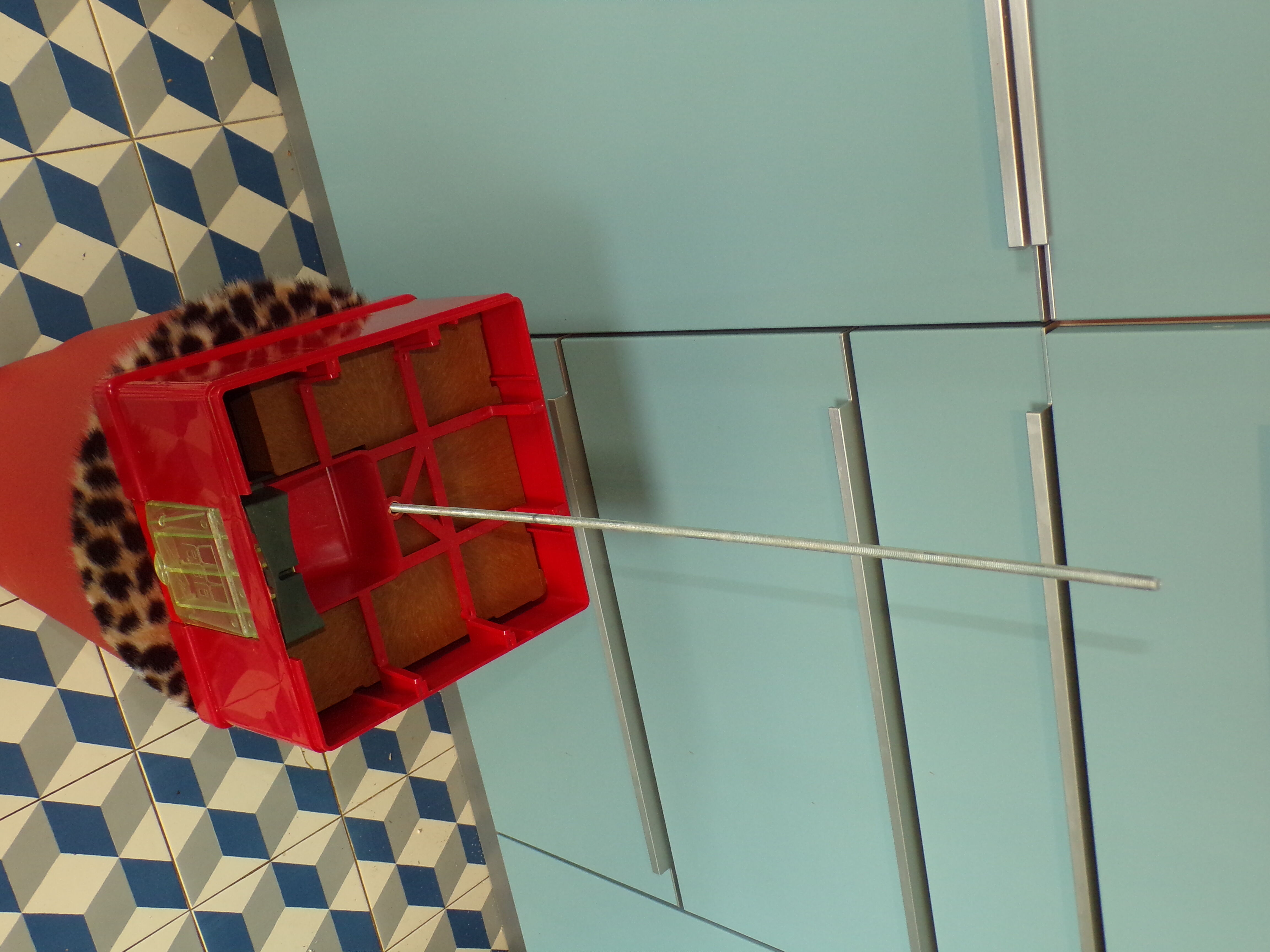 Vintage chewing gum dispenser