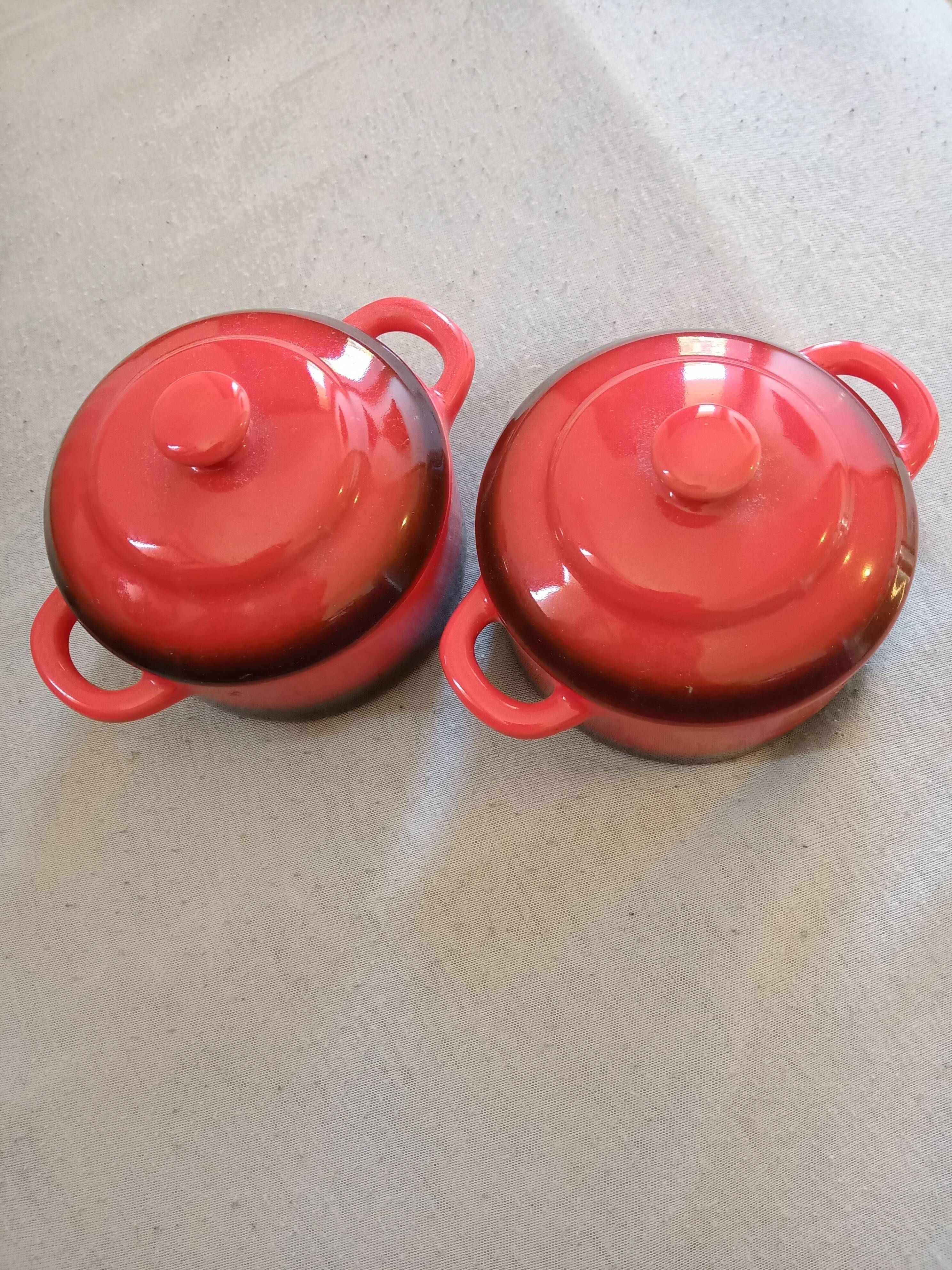 Two stoneware casseroles - maïte