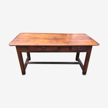 Rustic table in beautiful solid oak patina