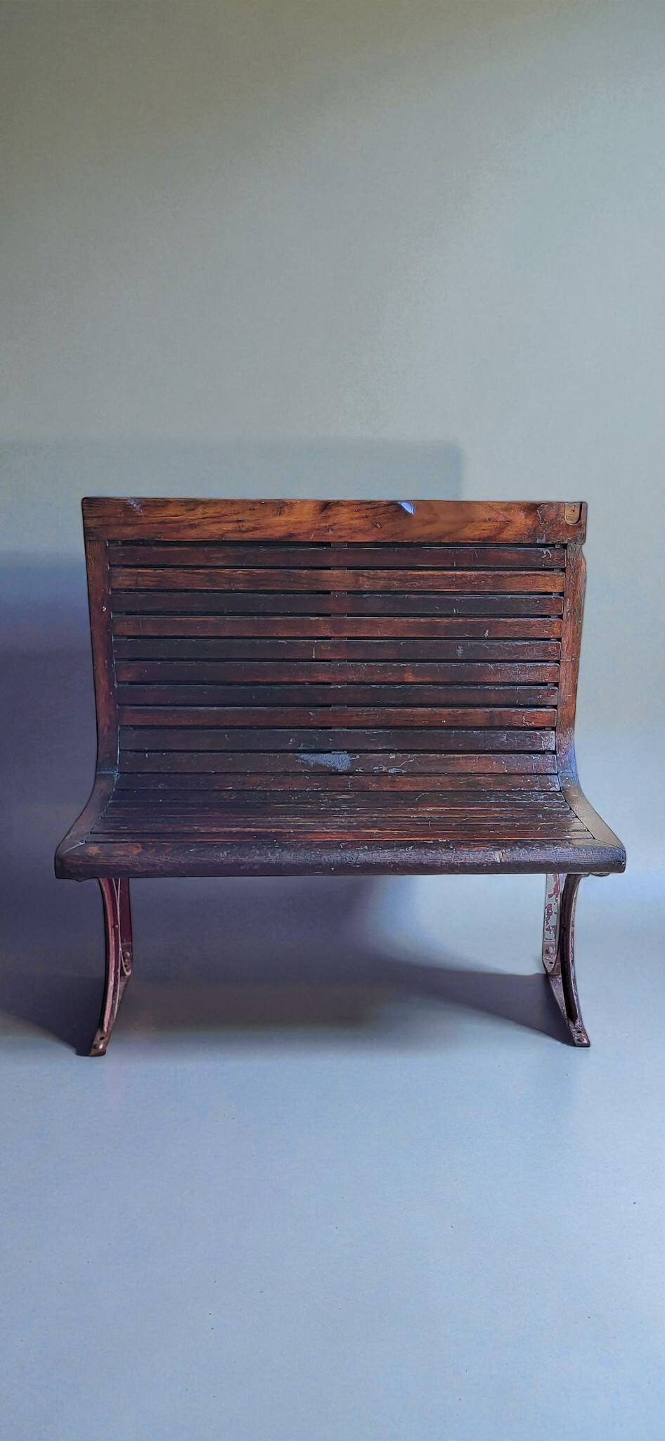 Parisian metro bench / Sprague bench from the 1930s
