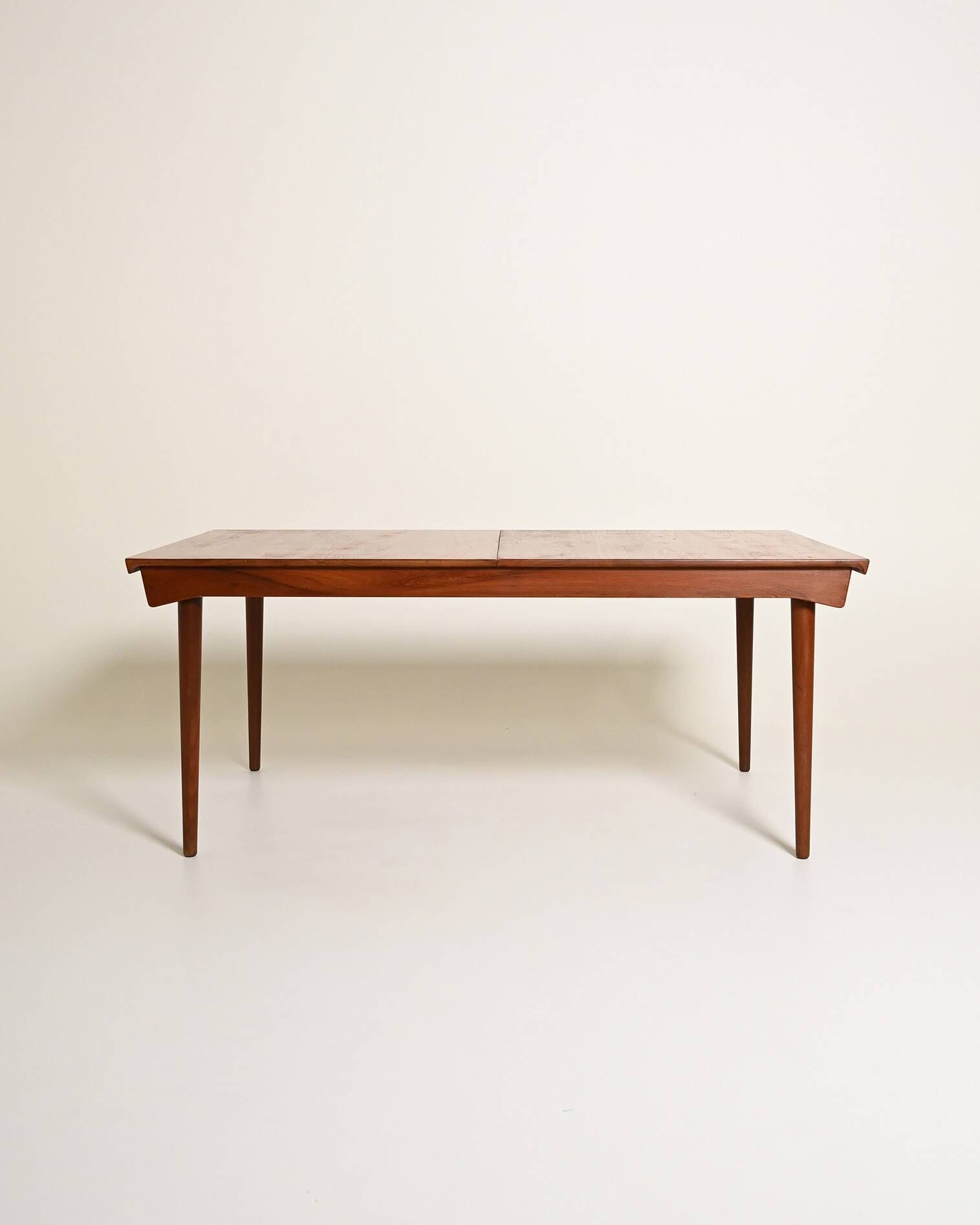 France & Søn extending dining table by Finn Juhl, 1960s