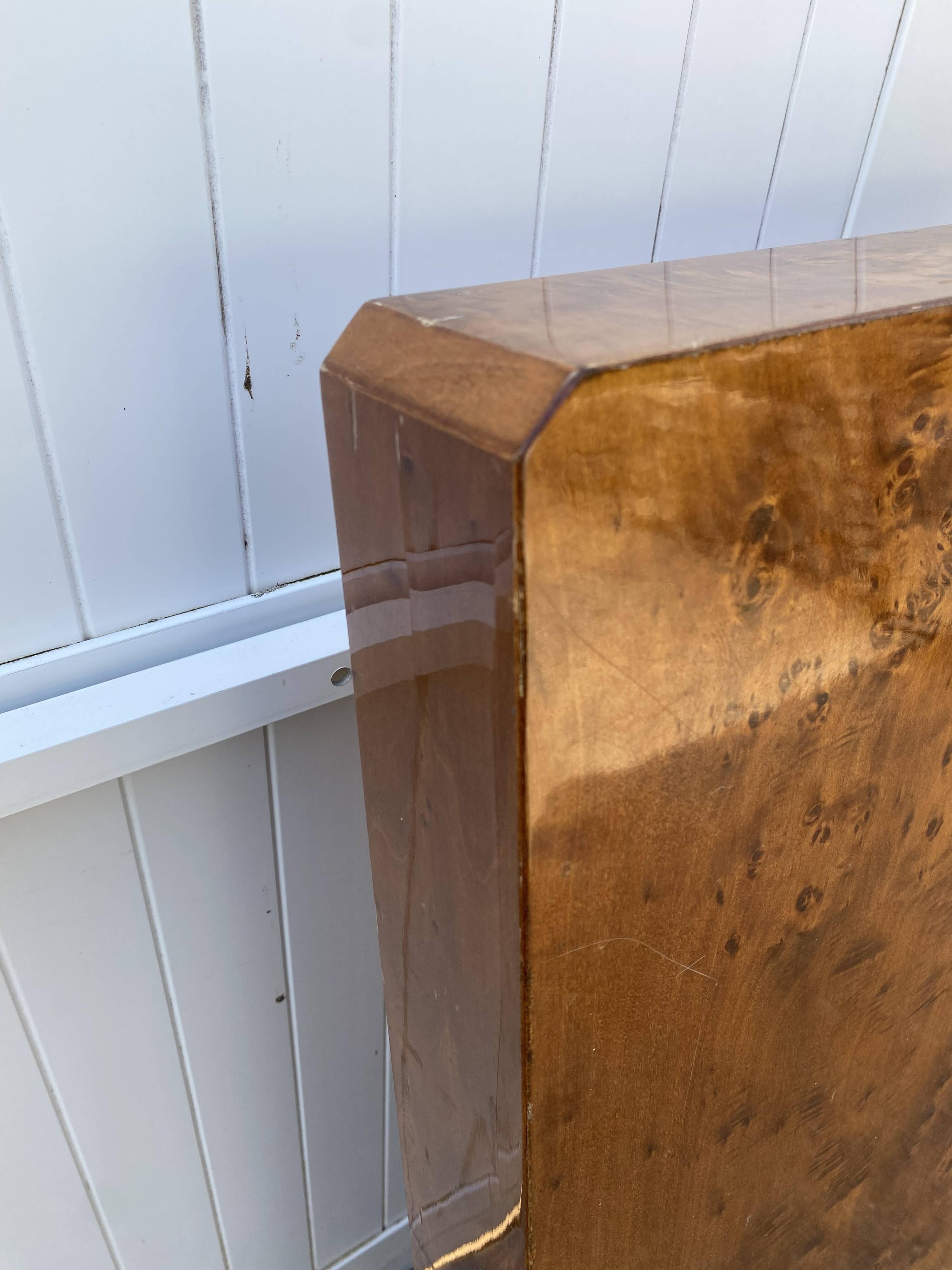 Table basse en loupe d’orme Roche et Bobois vintage 70s