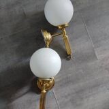 Paire d'appliques de style Art Déco en laiton et verre laiteux, Sölken Leuchten