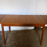 Scandinavian teak extension table from the 60s