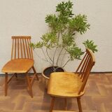 4 Scandinavian chairs like "Stockholm"