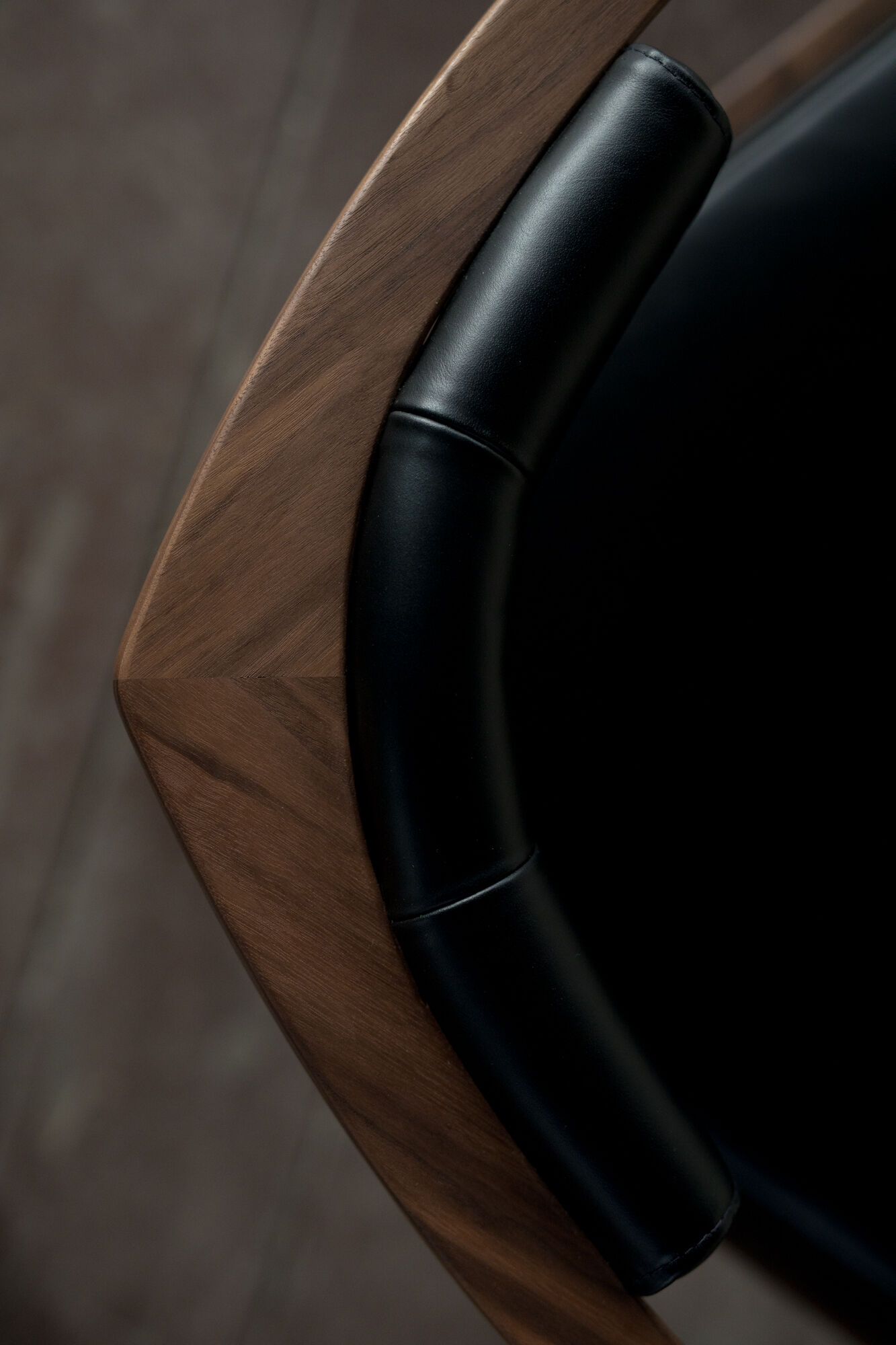 Martin Gillis Studio chair 2023