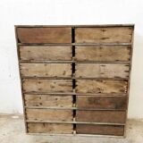 Loom cabinet with drawers