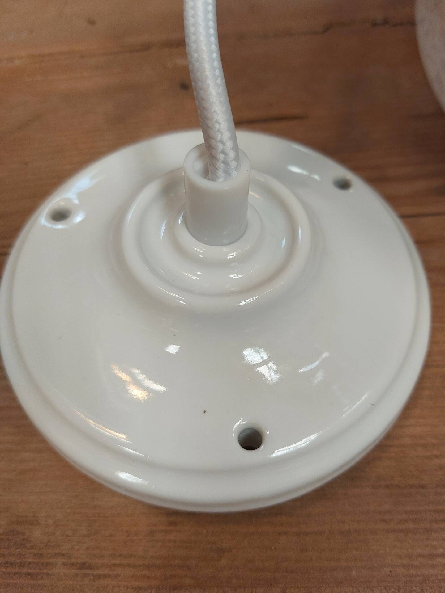 White Clichy glass pendant