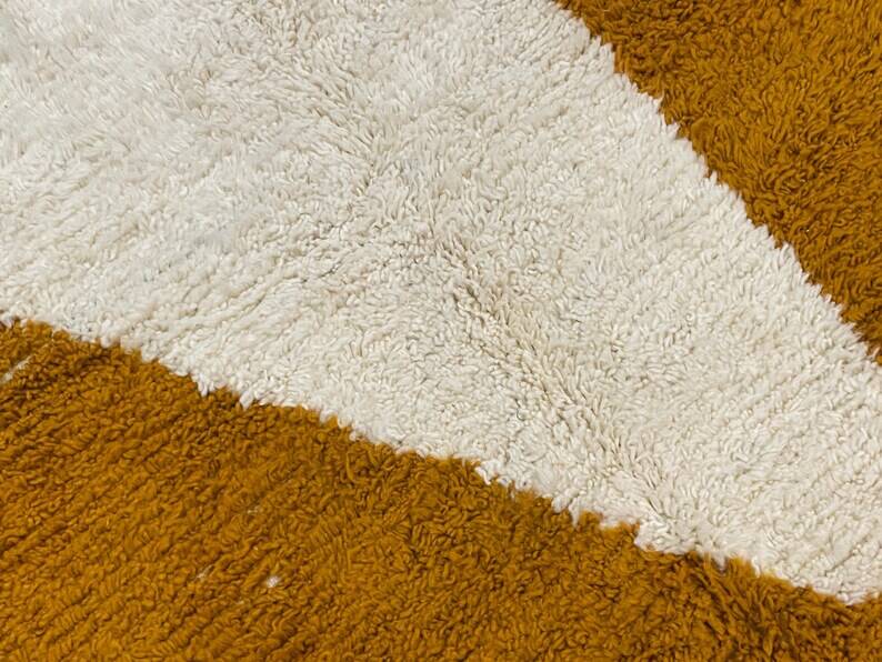 Luxury Handmade Rug 250cm x 150cm