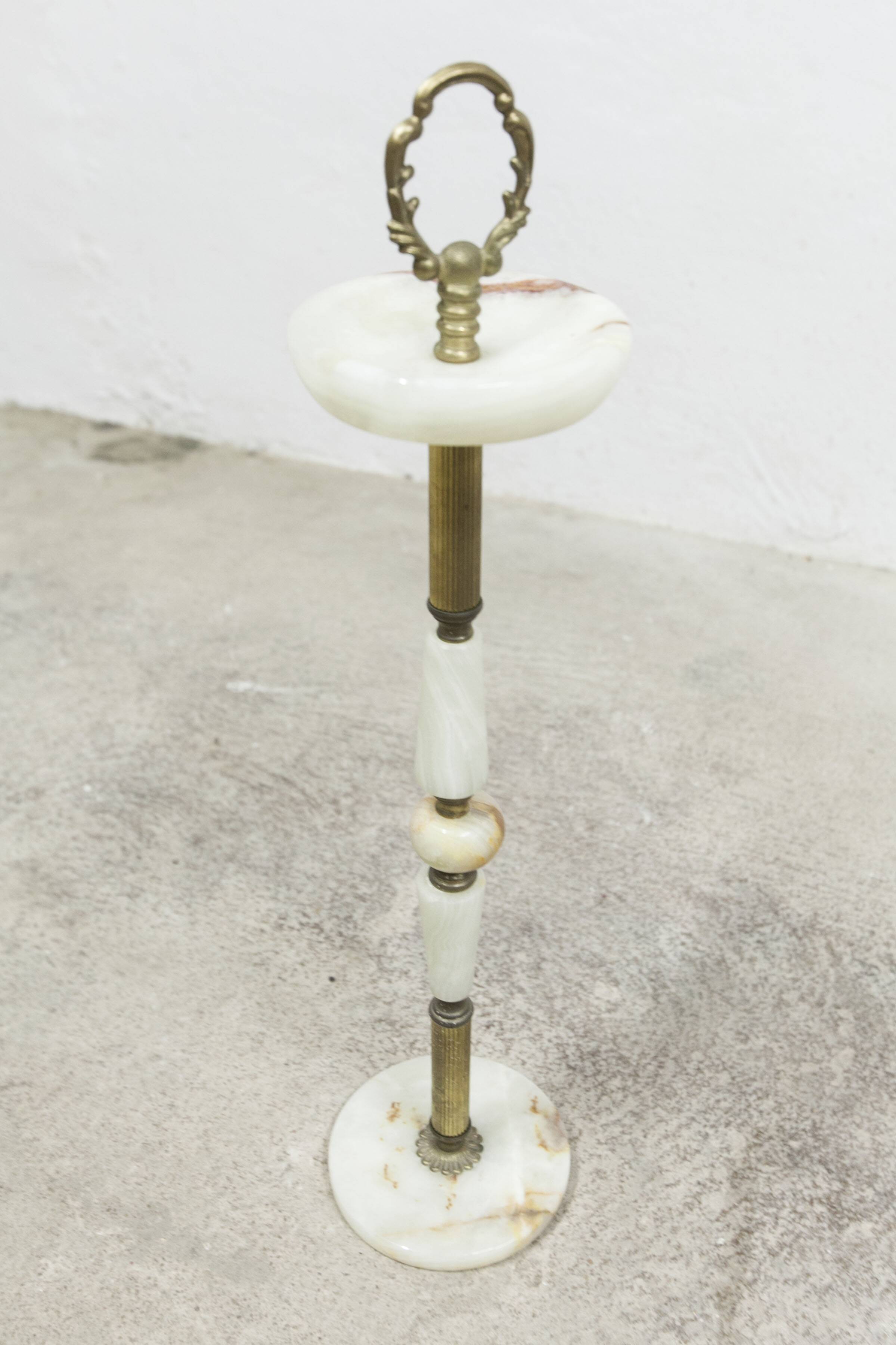 White marble and bronze ashtray on foot, 1960