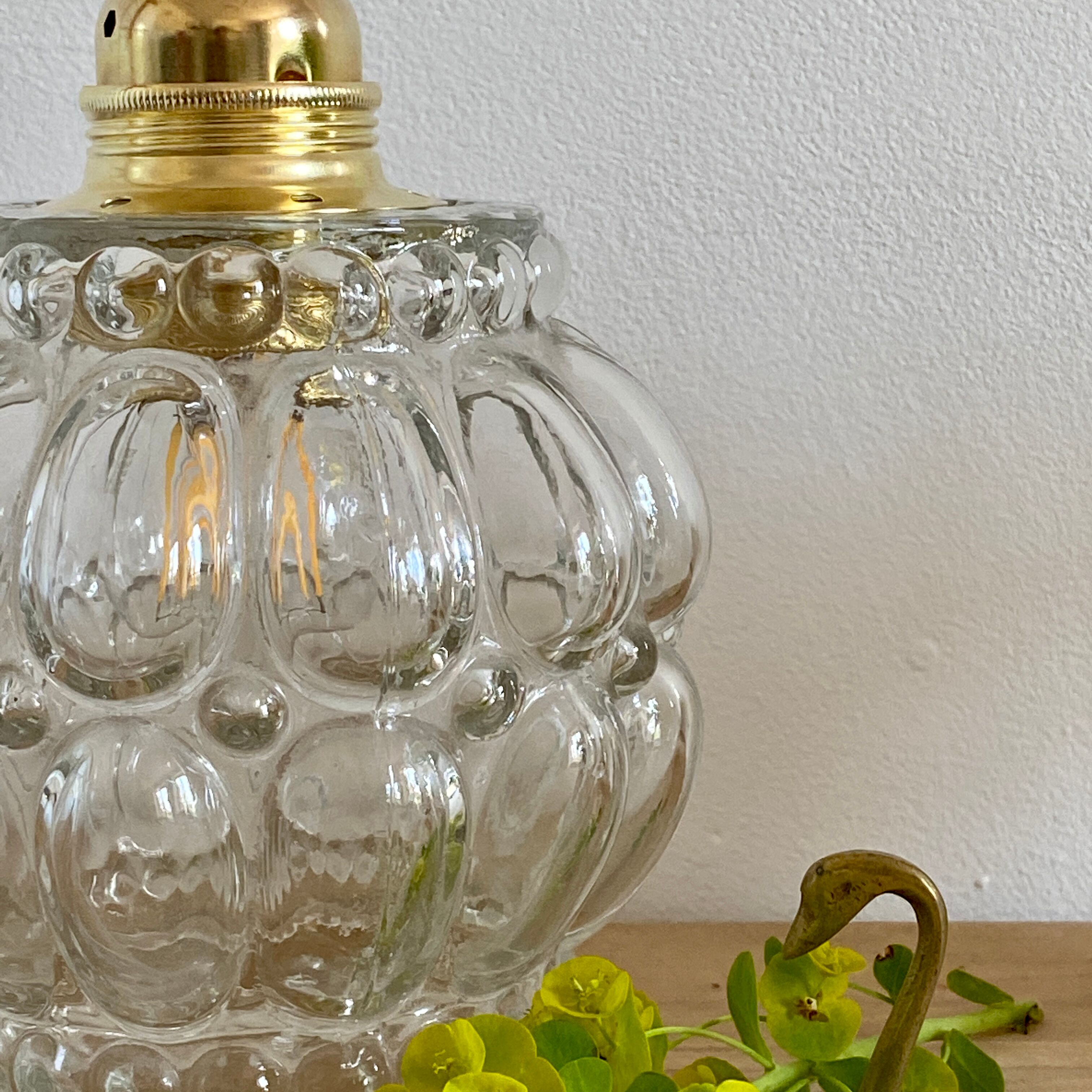 Vintage moulded glass tulip hand lamp