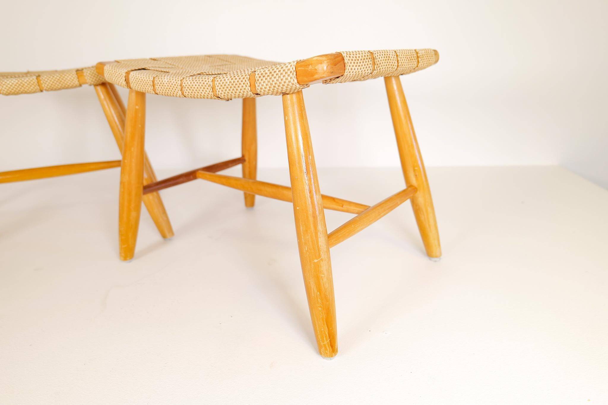 Pair of Swedish stools from the 1960s in lacquered birch, mid-century style.