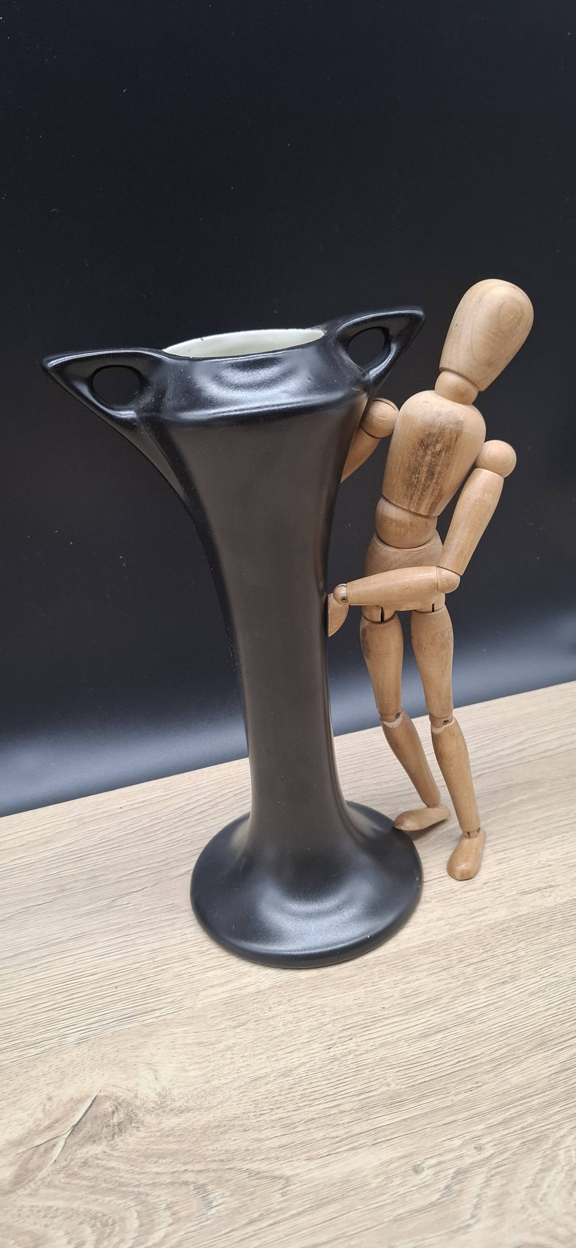 Black ceramic vase 1696