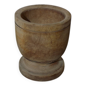 Cache pot tourné en bois massif