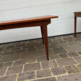 Scandinavian style extendable table