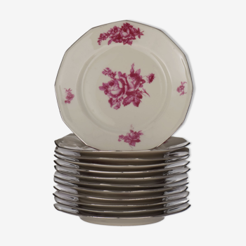 12 assiettes à dessert en porcelaine de Limoges décor fleur rose