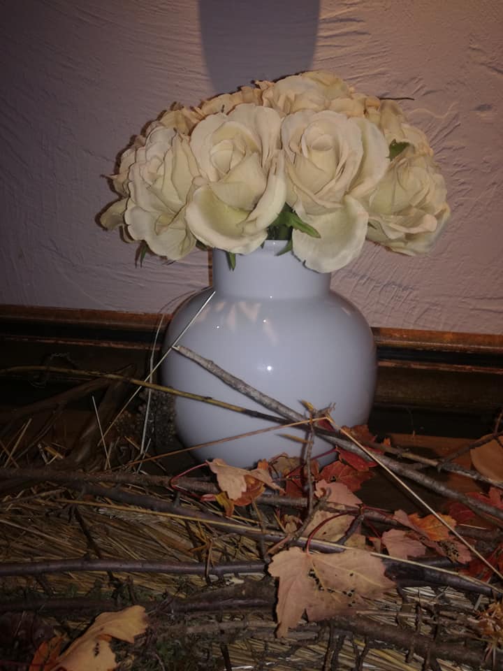 Old pot was thomas germany rosenthal vase roses