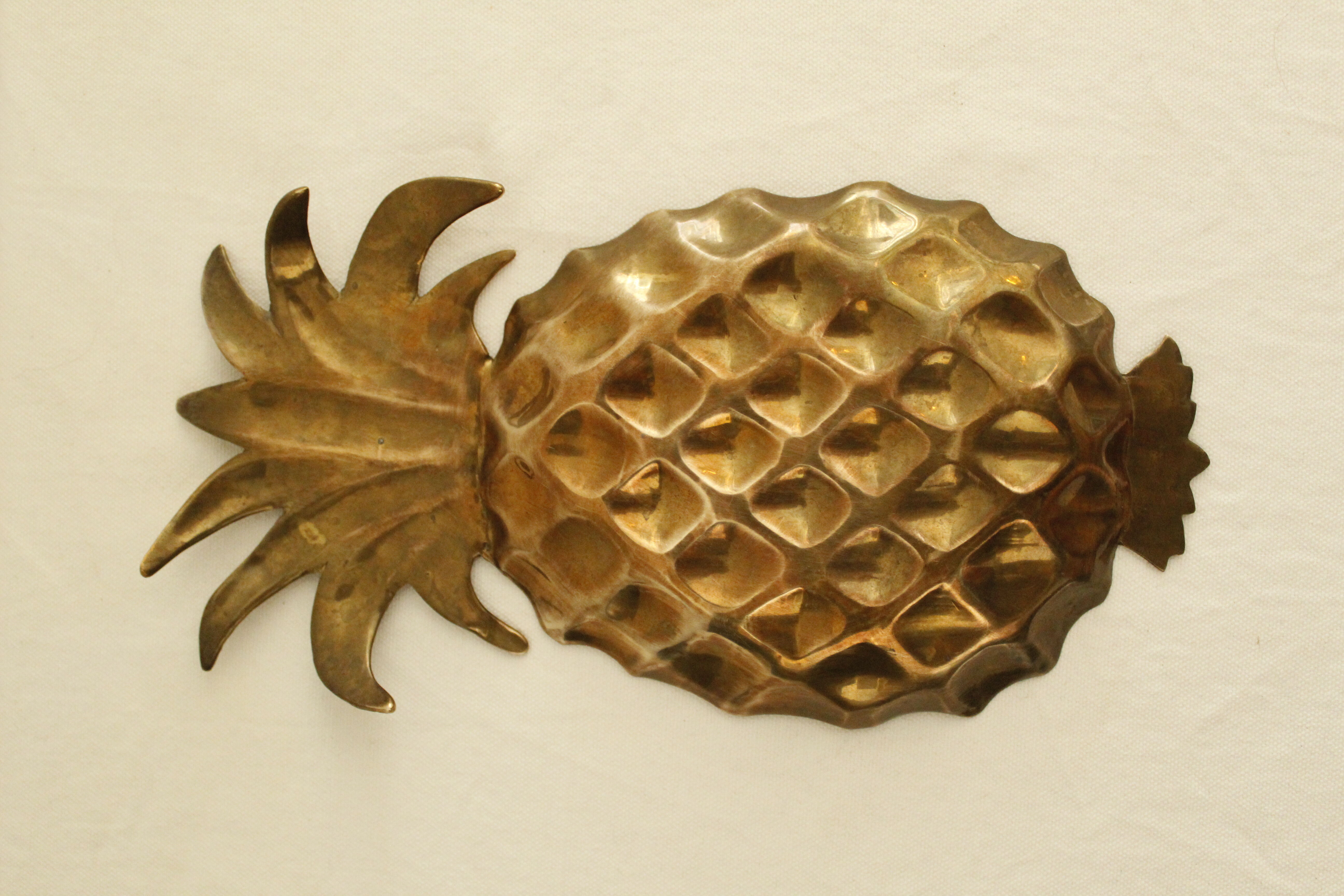 Tidy vintage pineapple brass