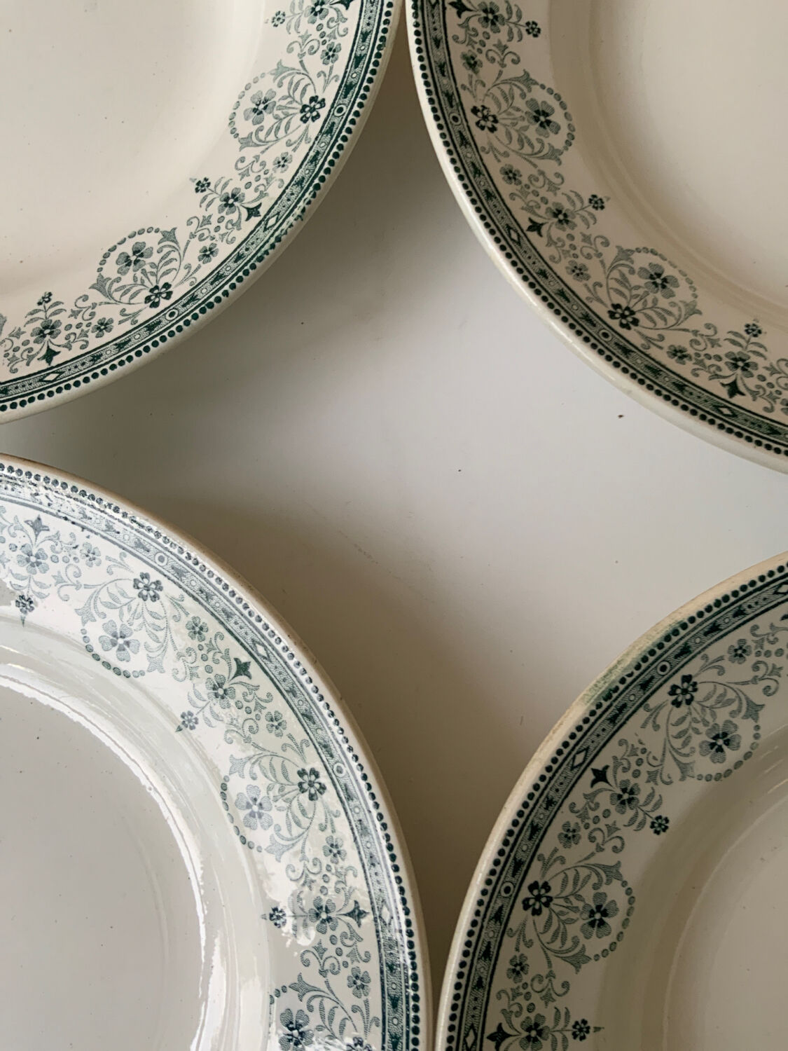 Assiettes à soupe Terre de Fer