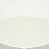 White melamine Tulip table by Eero Saarinen for Knoll Studio – 1990s