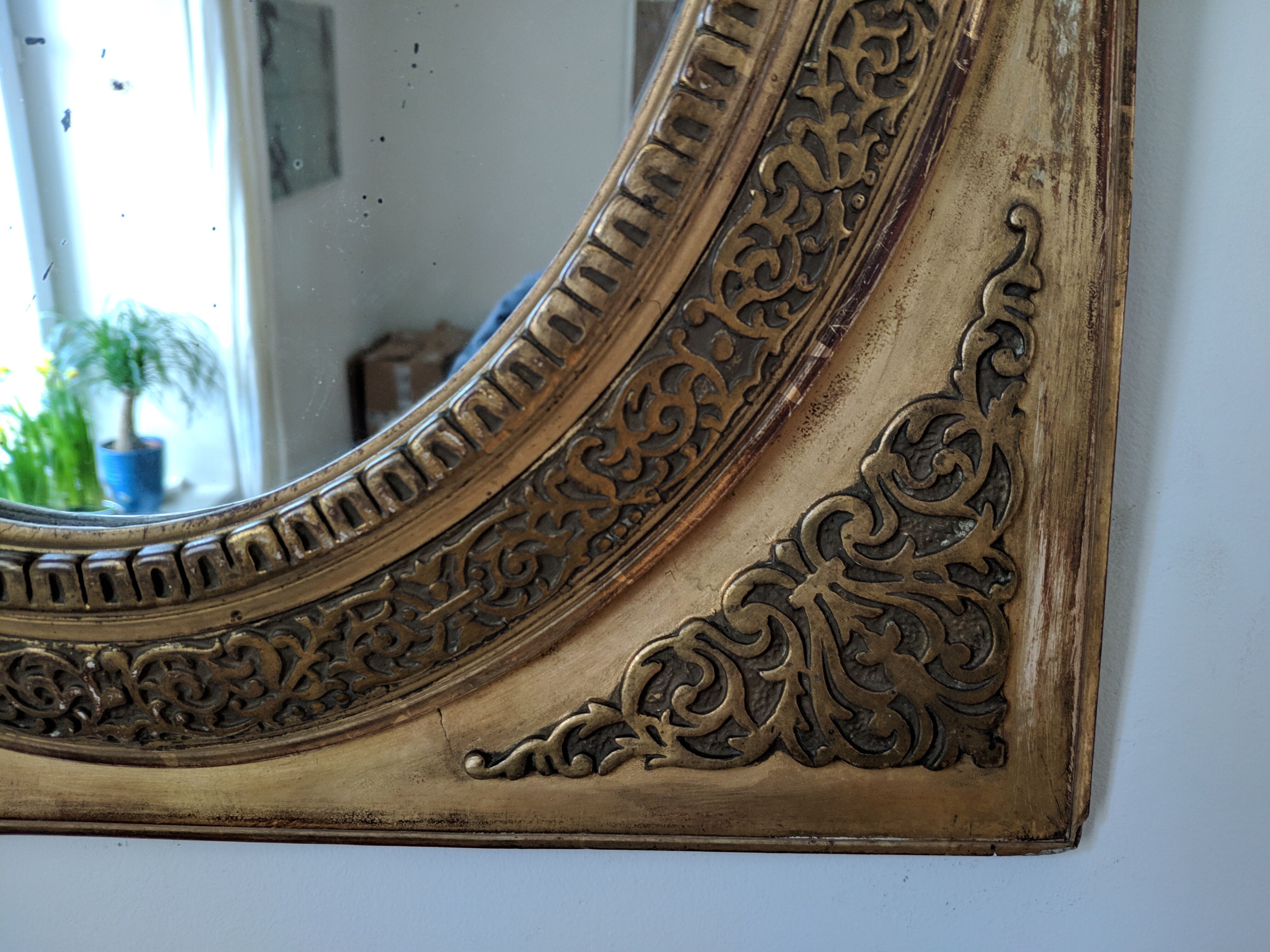Old oval mirror Napoleon III 52x42cm