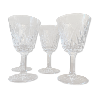 4 verres à pied
