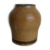 Vase in beige sandstone and khaki