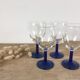 Verres à pied bleu