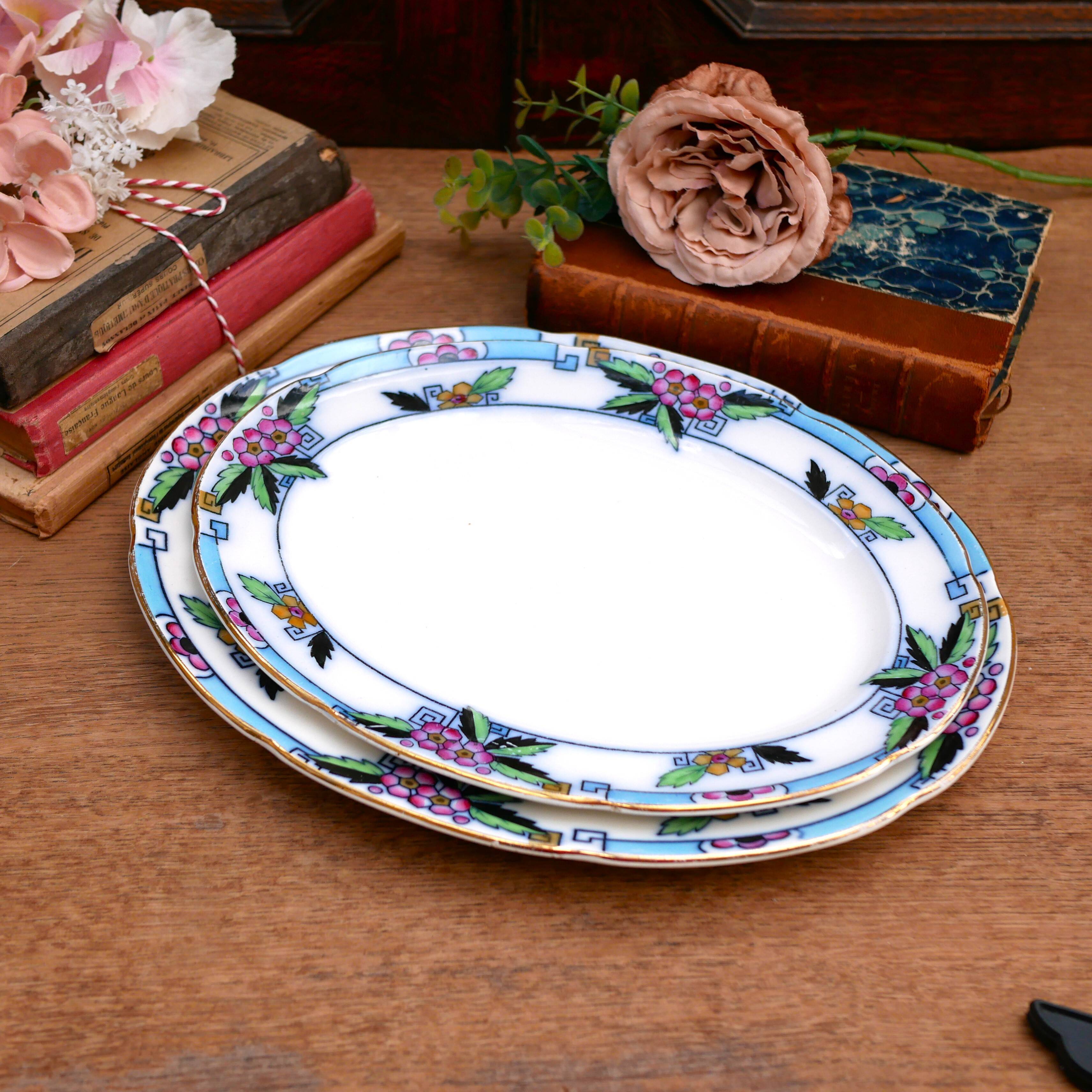 Two Art Deco trays by Losol Ware, large and medium size.