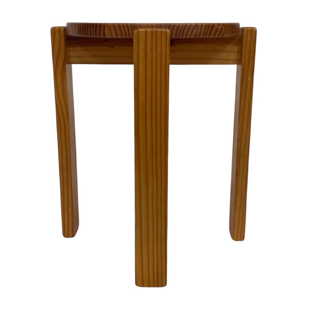 Mid century pinewood stool, 1960s minimalistic design