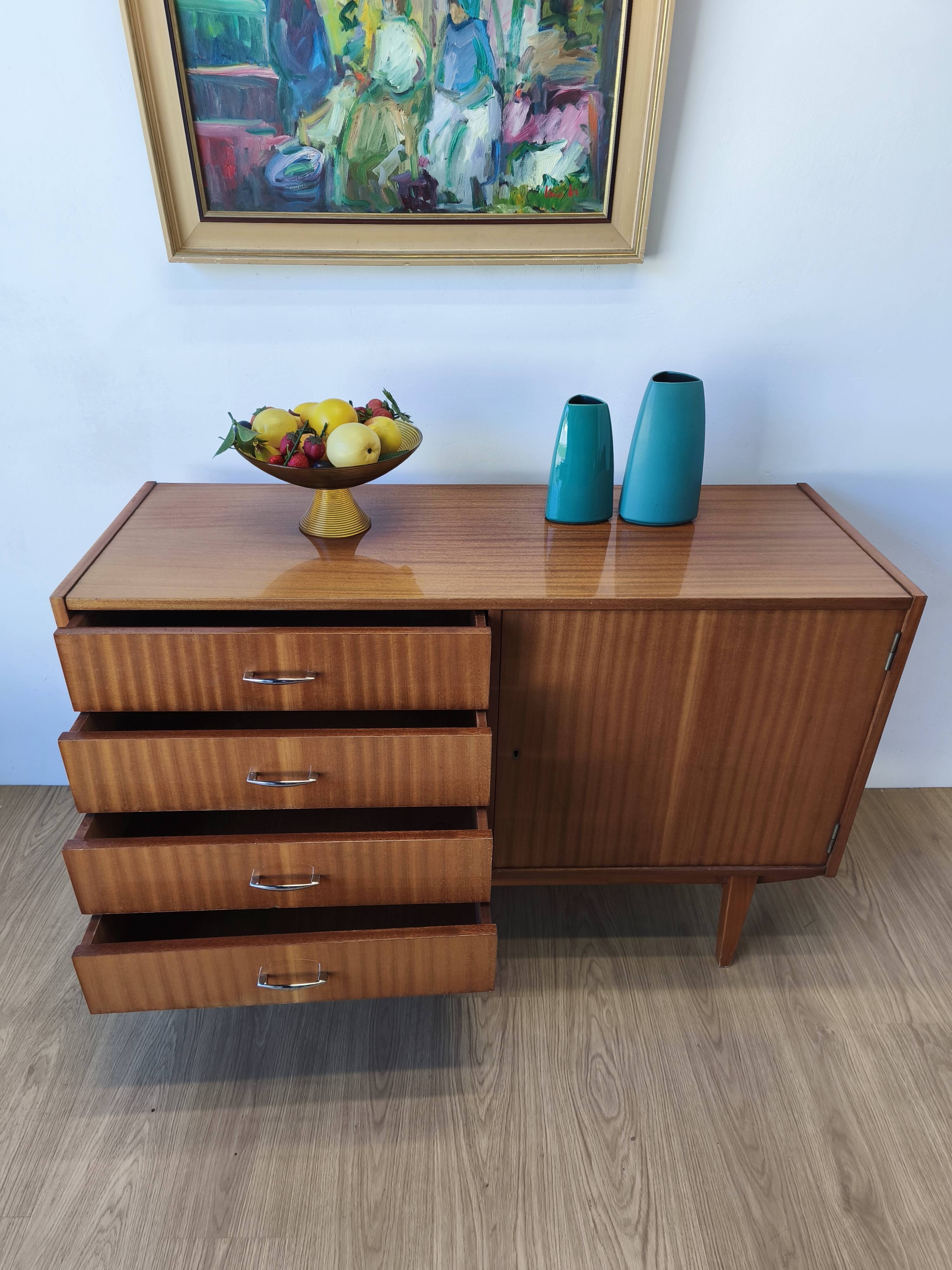 Modernist sideboard of the 1970.
